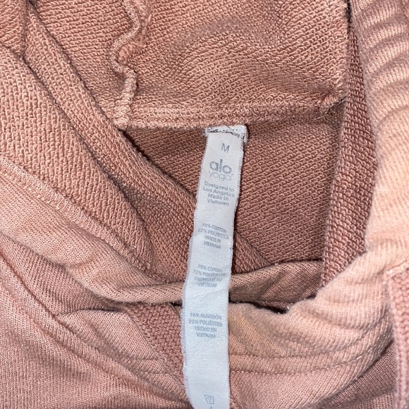 ALO Cropped Hoodie - Picture 10 of 13